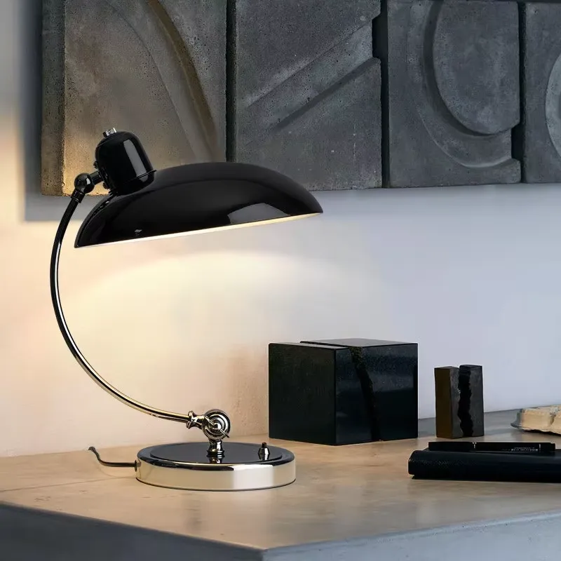 Modern Cordless Iron Desk Lamp - огляд і ціна Light Switch