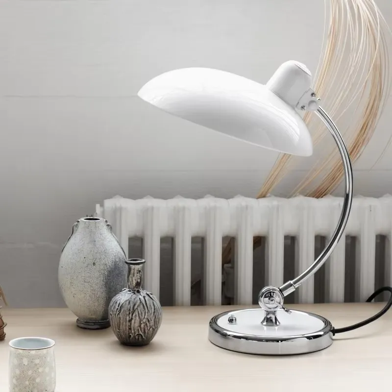 Modern Cordless Iron Desk Lamp - огляд і ціна Light Switch