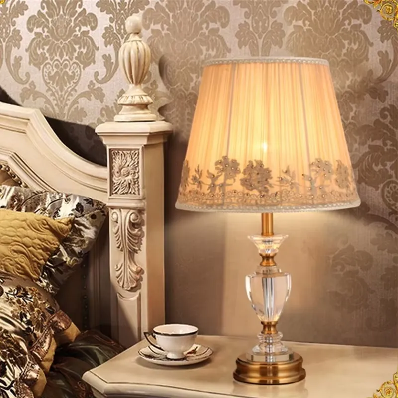 Modern Crystal LED Table Lamp  - огляд і ціна Light Switch